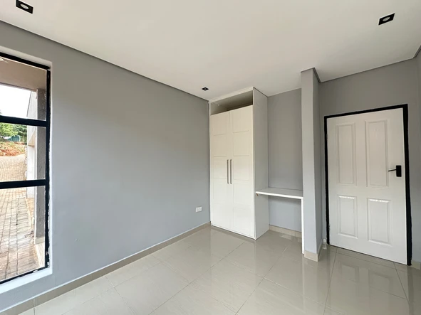 3 Bedroom Garden Flat