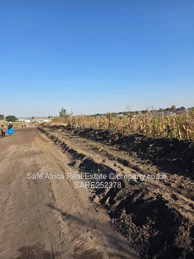  AFFORDABLE RESIDENTIAL STANDS FOR SALE – TAFARA 300sqm $10,500