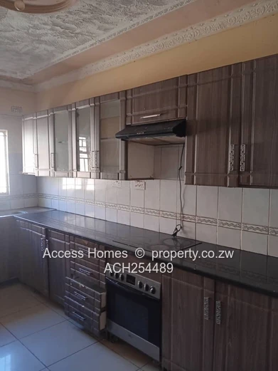 Zengeza 3 House for rent 