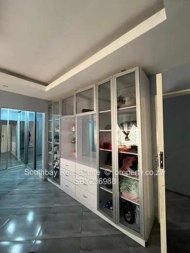 Budiriro Cabs house to let (Sole Mandate)