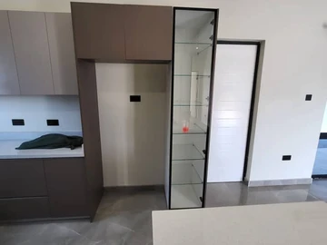 4 Bedroom Garden Flat