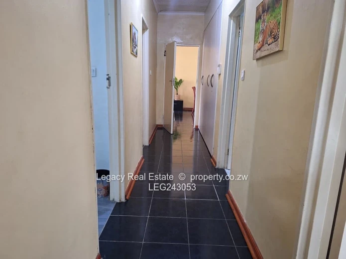 Garden Flat for Sale – Marlborough (Near Harare Drive)