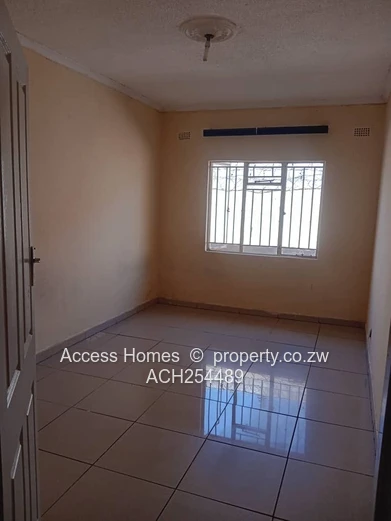 Zengeza 3 House for rent 