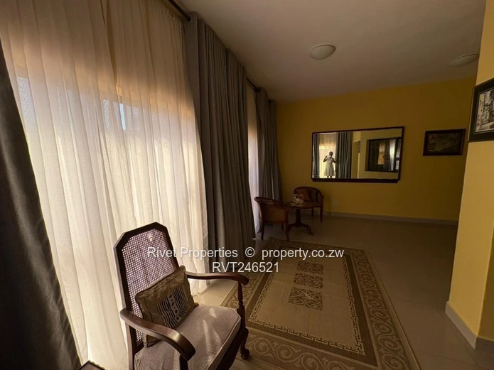 Emerald Hill Flats To Let Fully Furnished.