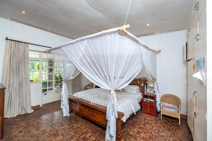 Tranquil Garden Living - 10,430 Sqm In Umwinsidale