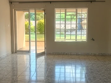 3 Bedroom Flat & Apartment