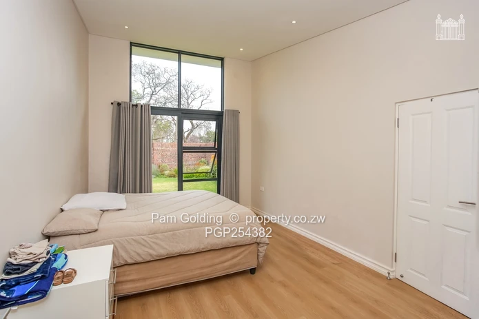 3 Bed 3 Bath Townhouse