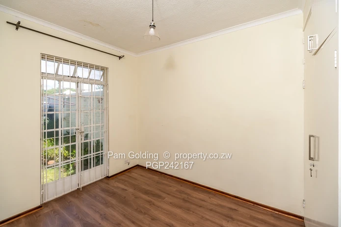 Garden Flat For Rent In Avondale 