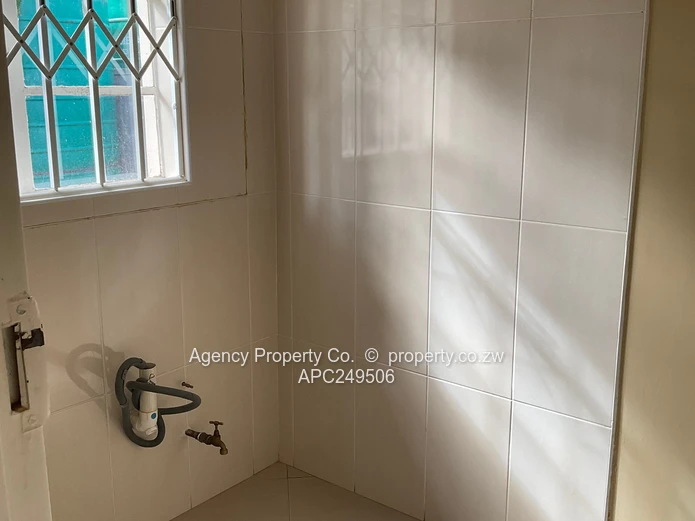 Secure Complex - Ideal For Professional Couple Or Small Family
