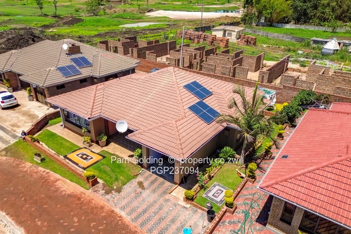 Modern Cluster for Sale in Meyrick Park!