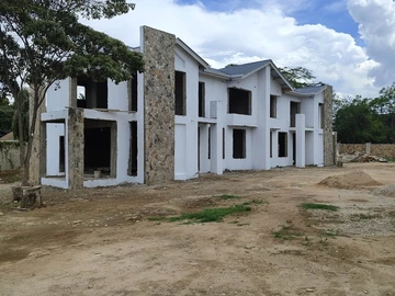 4 Bedroom Townhouse Complex