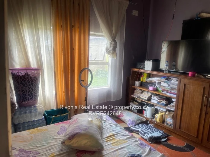 Cozy 5 roomed cottage home with Tiled Kitchen & Lounge, Damofalls