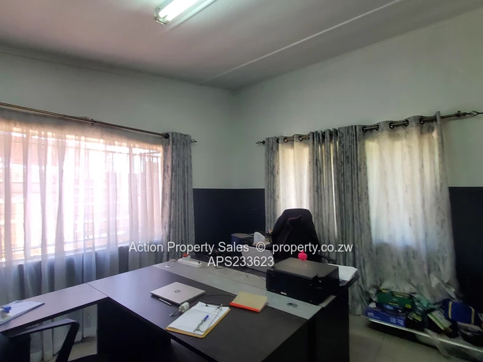 Warehouse To Rent in Graniteside 