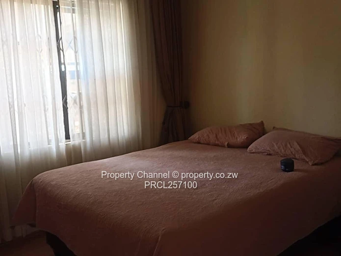 3 Bed standalone cluster in Glen Lorne - Title Deeds  