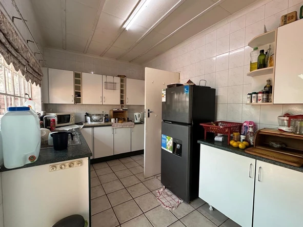 3 Bedroom Garden Flat