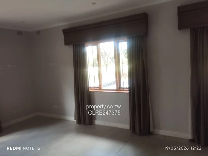 Borrowdale Brooke 3BR House - Pool, Borehole, Garage