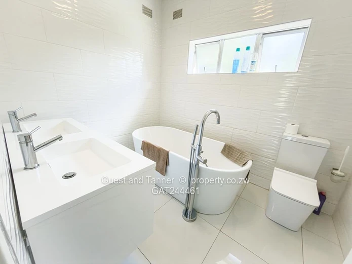 4 Bedroomed house For Sale In Quinnington 