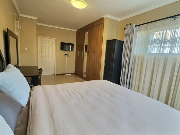 3 Bedroom Garden Flat