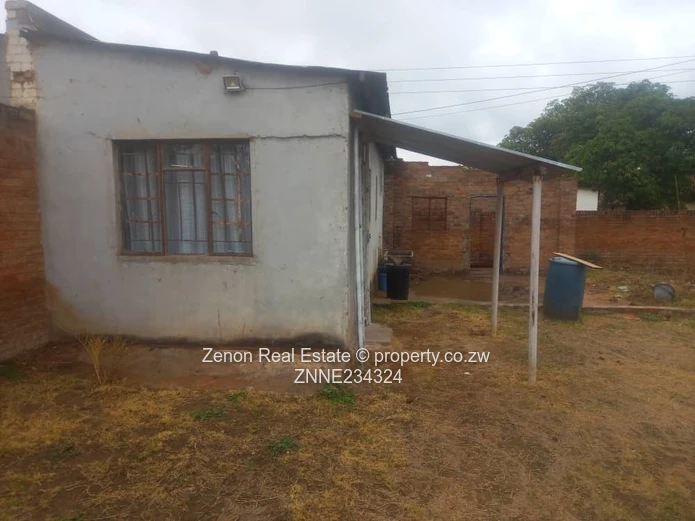 3 bedroom house for sale last price 30k terms accepted