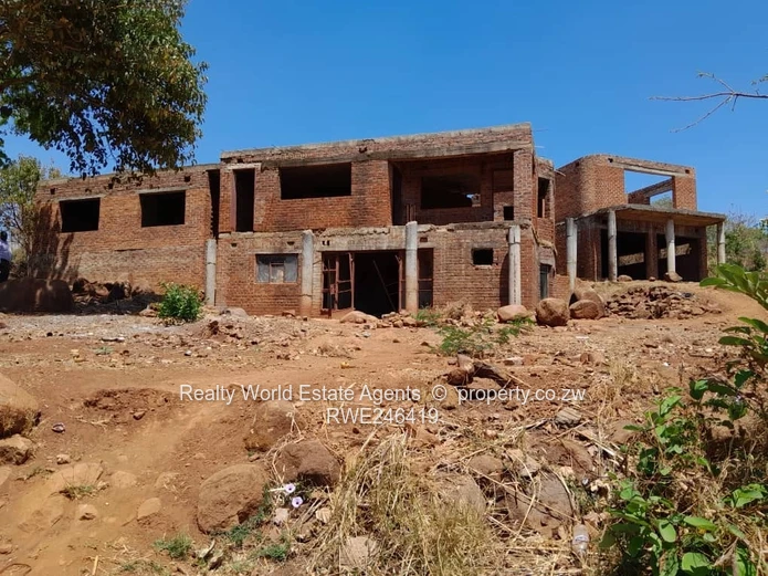 Charlotte Brooke – Incomplete 6 Bedroom House for Sale