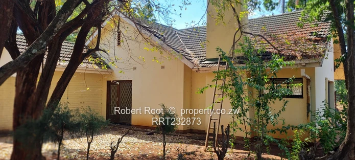 Family home in a serene neighbourhood 