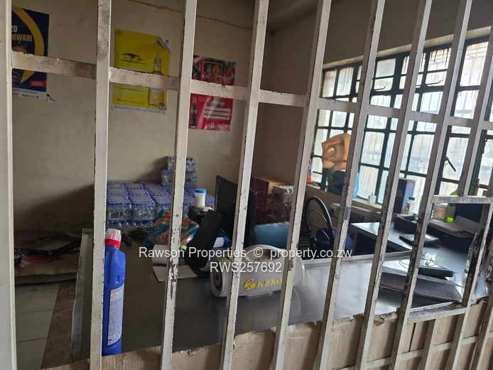 Commercial property in Zengeza 4!