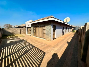 4 Bedroom House