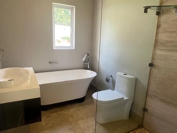 8 Unit Townhouse Complex