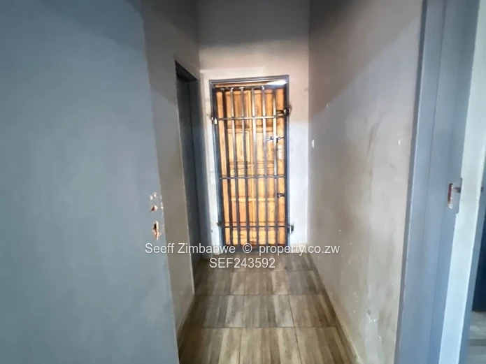 Secure Shop Space Available – Move-In Ready!