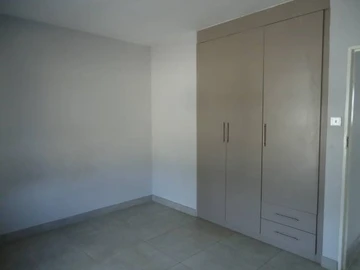 3 Bedroom Garden Flat