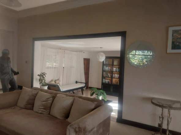 5 Bedroom House