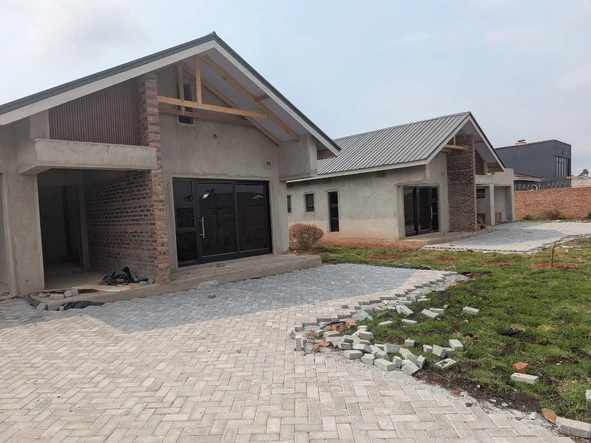 4 Unit Townhouse Complex