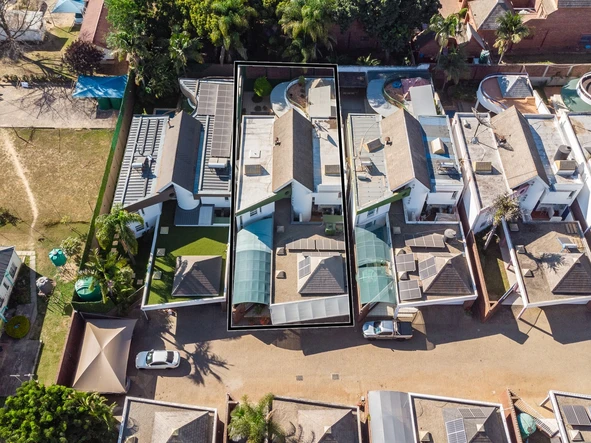 3 Bedroom Flat & Apartment