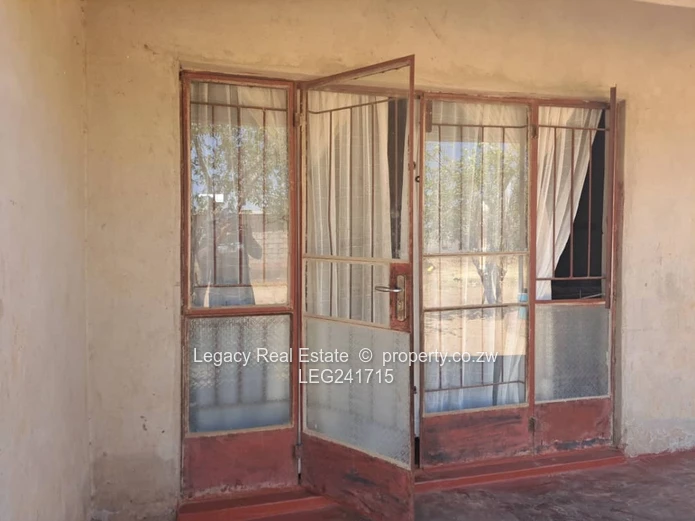 Budget-Friendly 5 Bed House for Rent