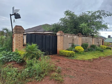 5 Bedroom House