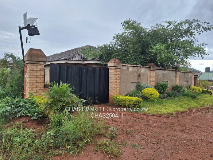 Beautiful house for sale in Mazowe 