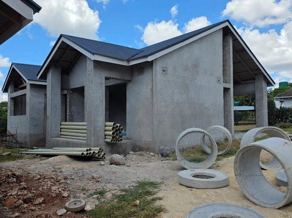 3 Unit Townhouse Complex