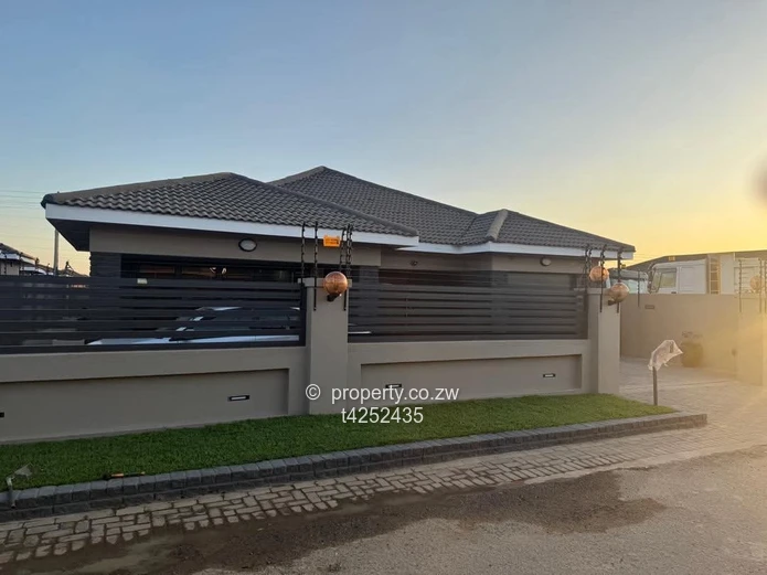 Madokero house to rent 