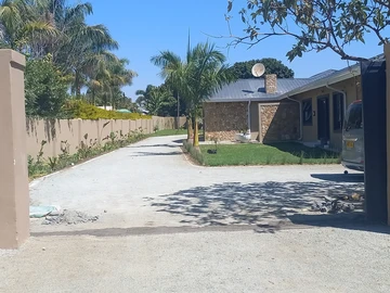 5 Bedroom House