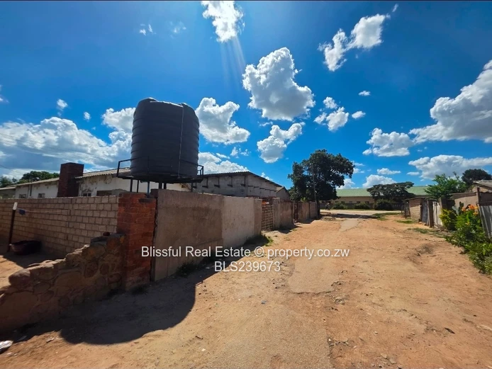 Chitungwiza Unit M house for sale 