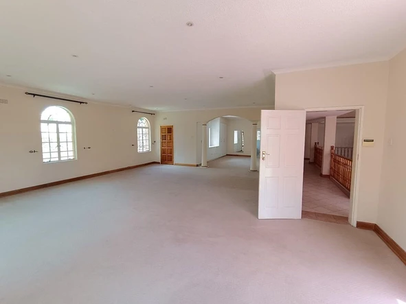 5 Bedroom House