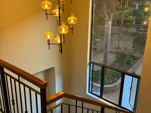 3 Bedroom Flat & Apartment