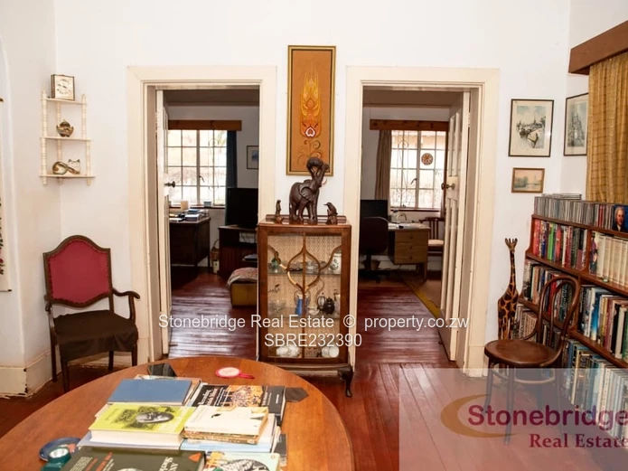 3 Bedroom House for Sale in Suburbs