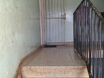 2 Bedroom Flat & Apartment