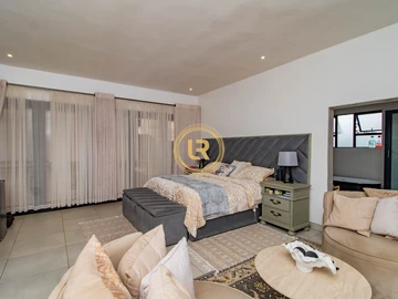 4 Bedroom Townhouse Complex