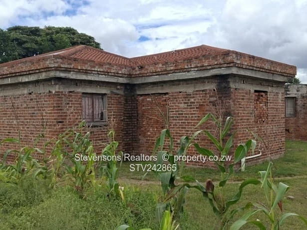 Incomplete House To Finish To Taste In Chadcombe, Harare South