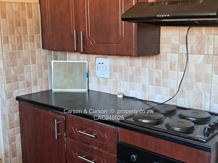 Spacious 3-Bed Home on 1100m² in Mabelreign, Harare West with Borehole