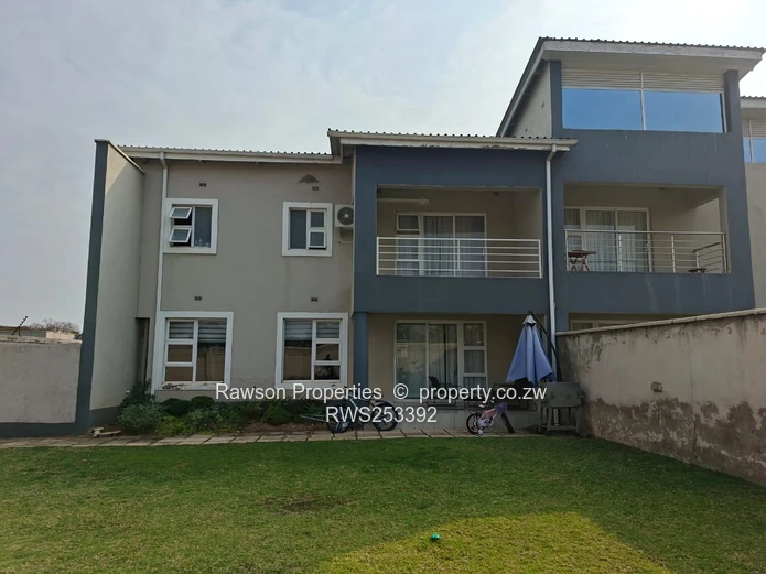 Avondale West Townhouse For Sale