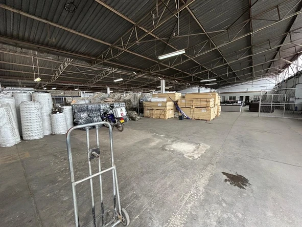 Warehouse & Factory