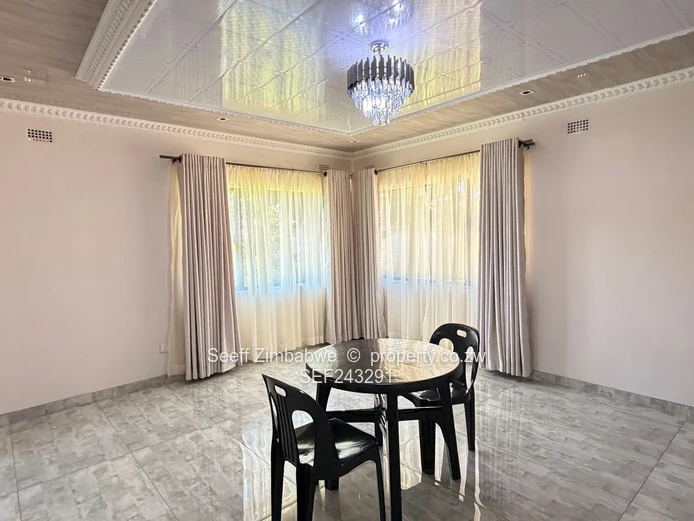 Exceptional 5-Bedroom Executive Home with Self-Contained Cottage – Old Windsor